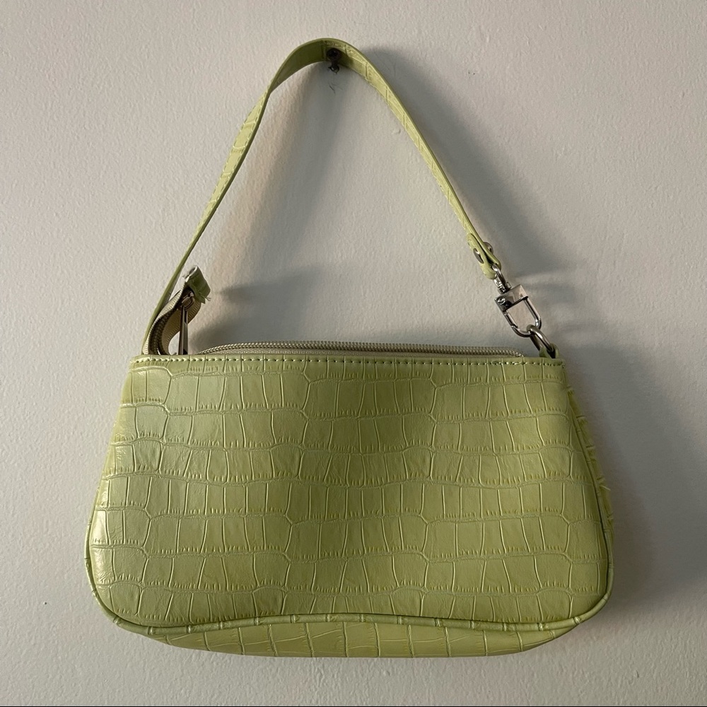 green mini shoulder bag